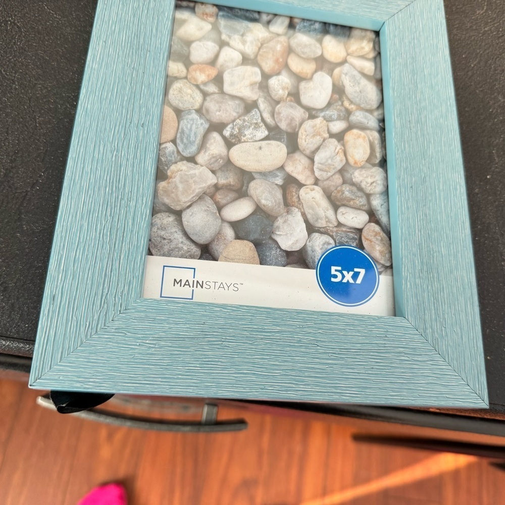 Mainstays Blue Photo Frame Lovely Beach like. New with tags